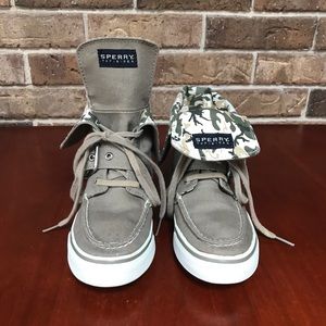 Sperry Camo Fold-Over  Hightop Women’s 6